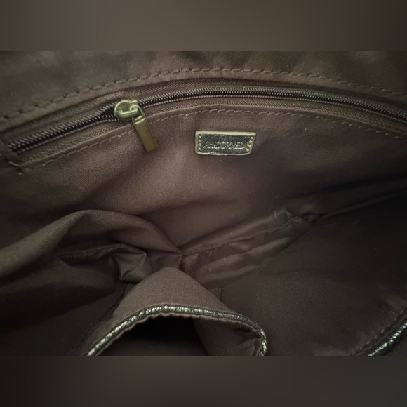 AHDORNED Camo Canvas Skull & Crossbones Canvas Clutch Purse with Metallic Tassel - Picture 6 of 8